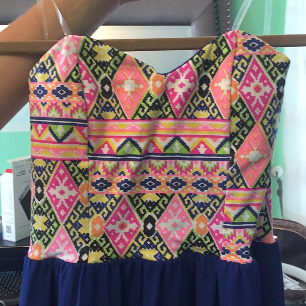 Pattern strapless dress